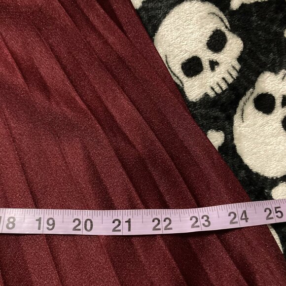 SEARS Vintage maroon short-sleeve sheer pleated dress w/ tie waist MEDIUM LARGE - Picture 11 of 12